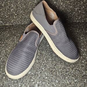 OluKai Pehuea Women's Woven Slip-On No Marking Flats - Gray